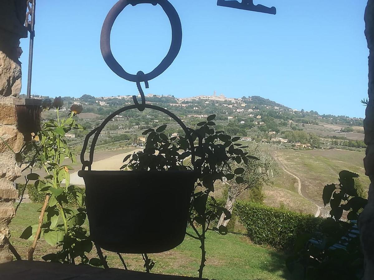 Agriturismo Casa Al Povero Volterra Bagian luar foto